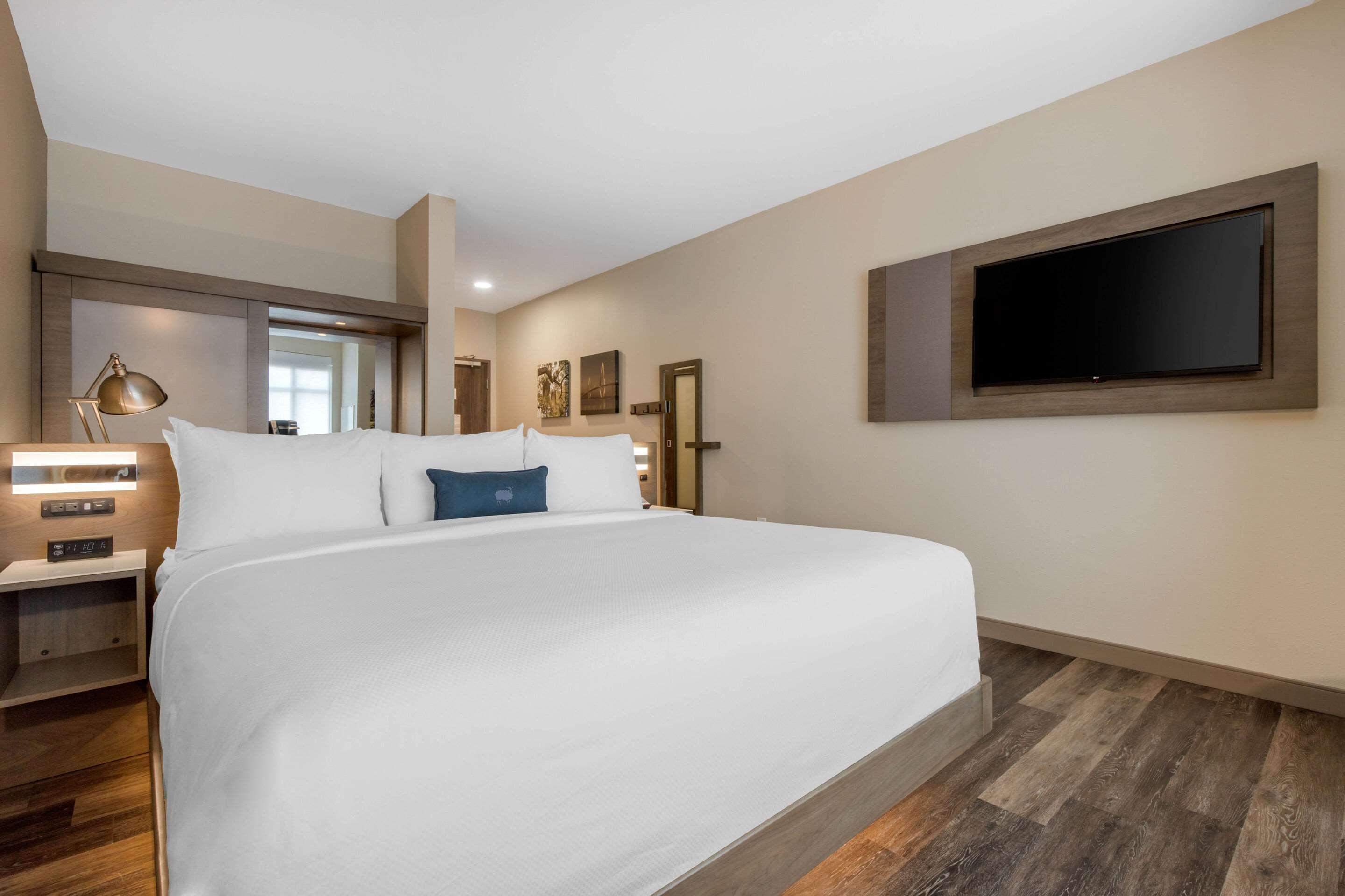 Cambria - Malibu 4* Calabasas