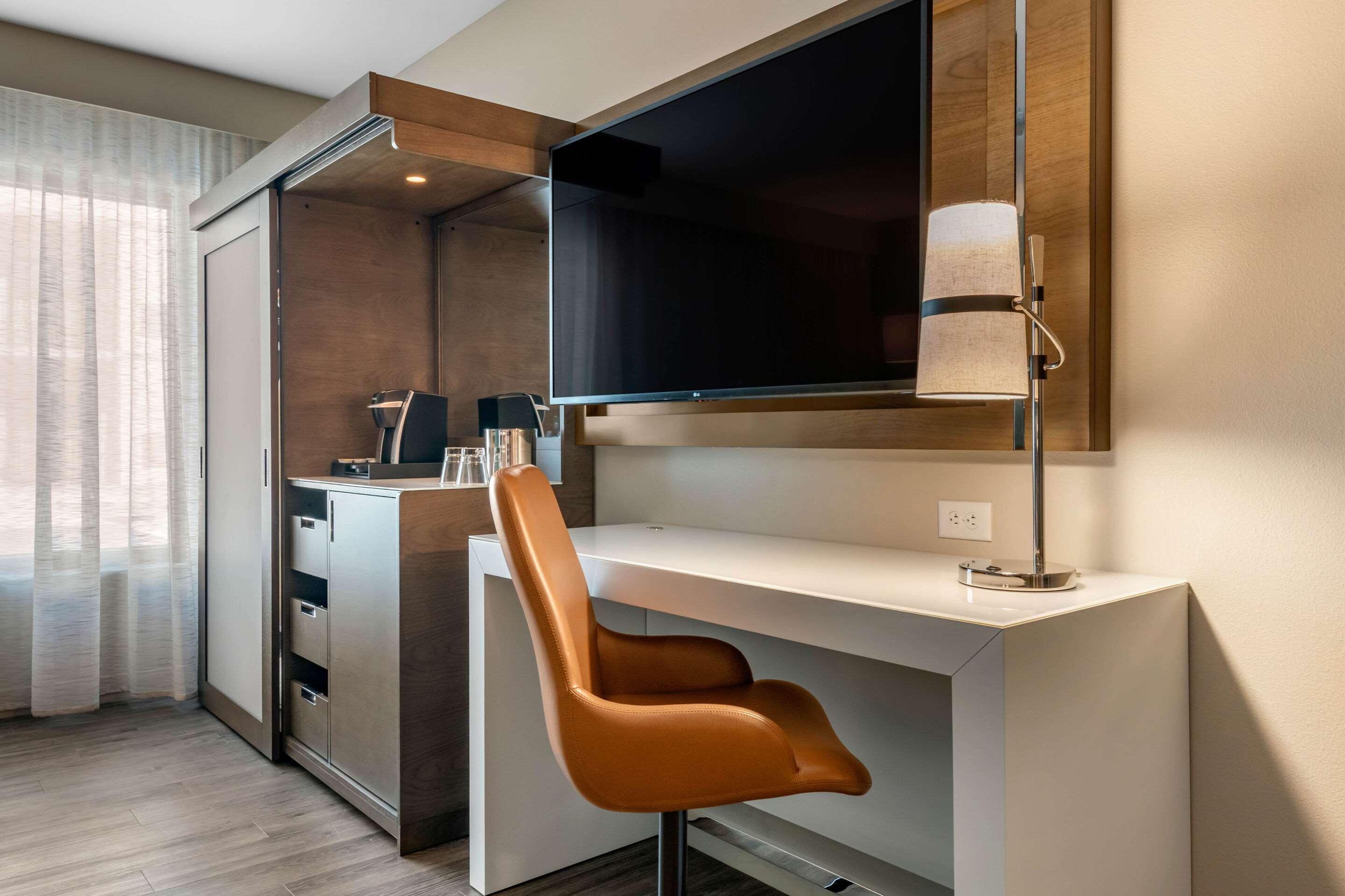 Cambria - Malibu 4* Calabasas