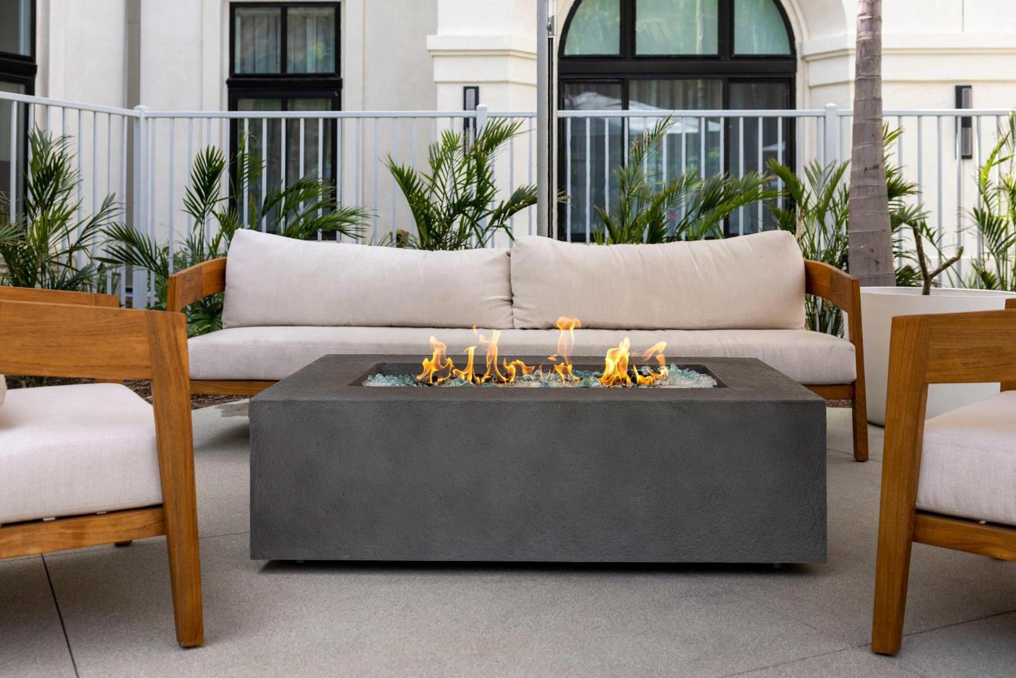 Cambria - Malibu Hotel 4*